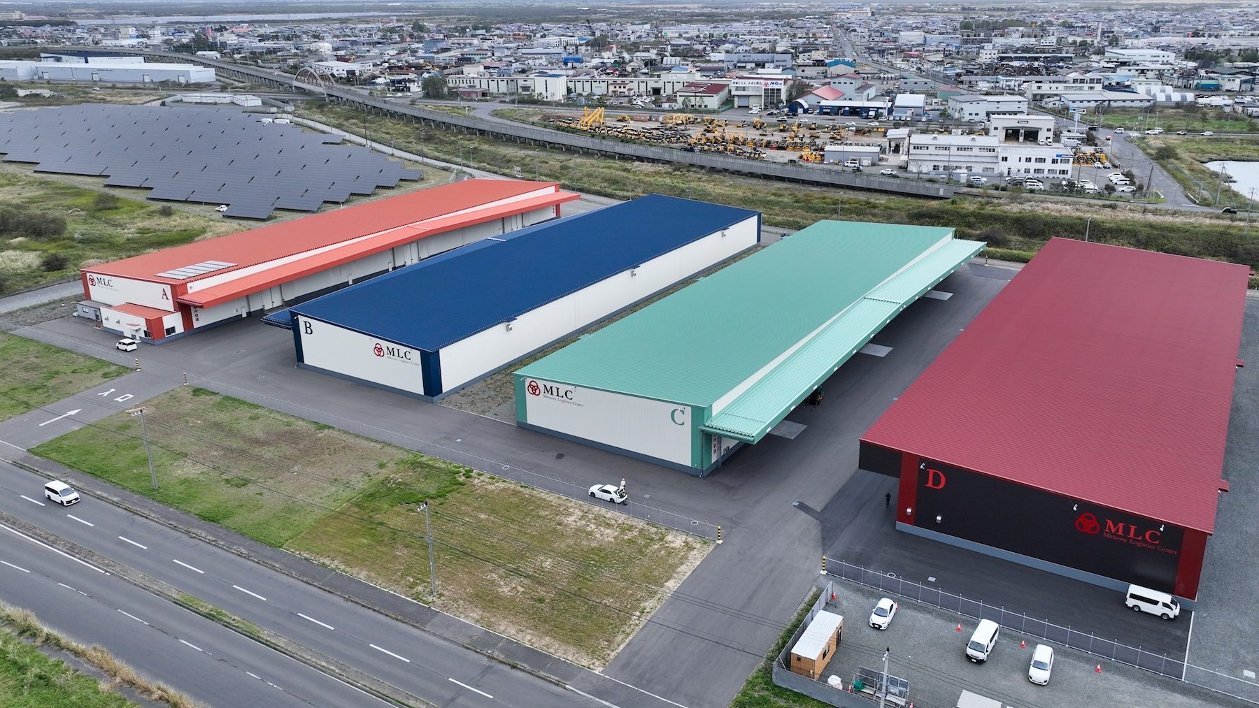 届いた荷物を保管し、安全に管理